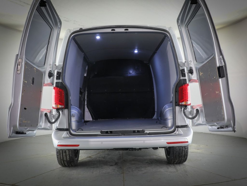 Used Volkswagen Transporter 2021 for sale - 77463363: Photo 14