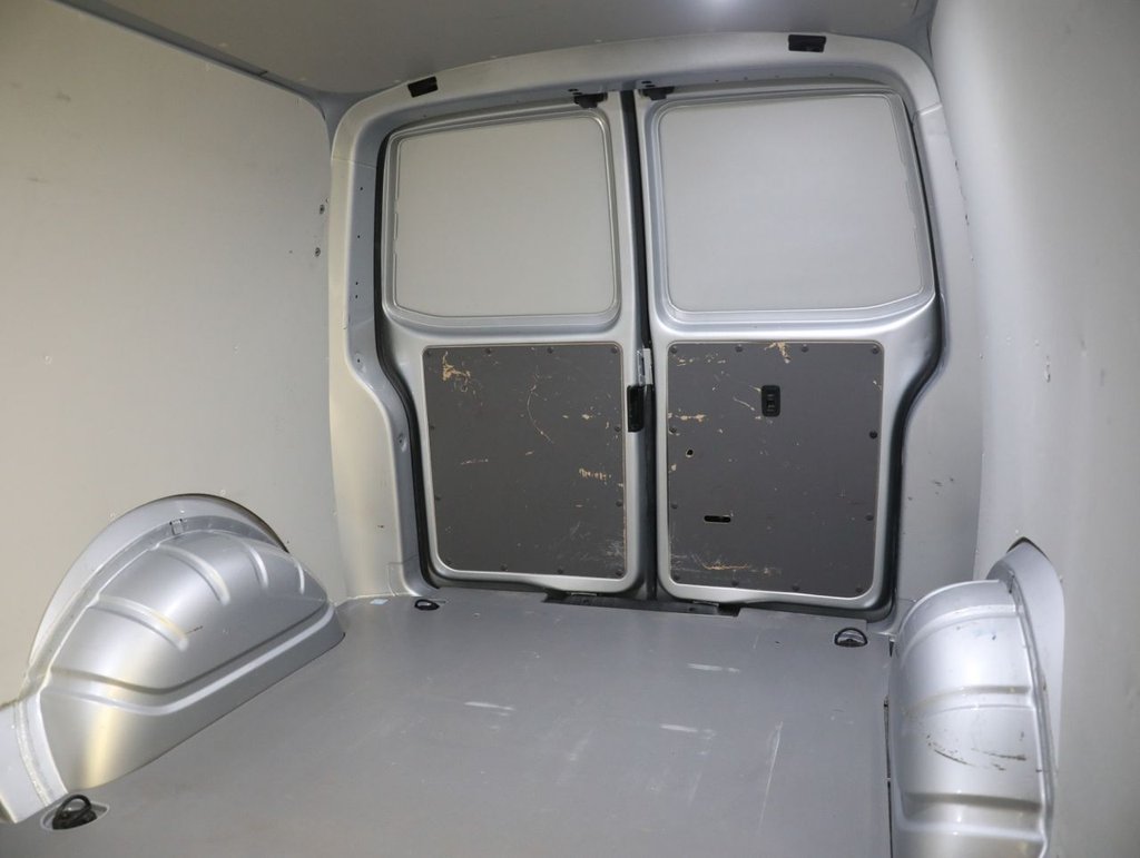 Used Volkswagen Transporter 2021 for sale - 77463363: Photo 39