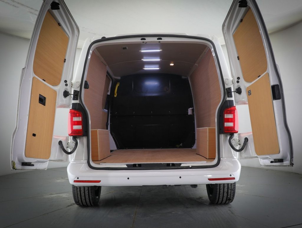 Used Volkswagen Transporter 2019 for sale - 78186618: Photo 14
