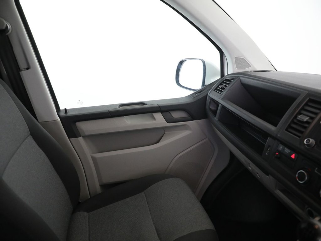 Used Volkswagen Transporter 2019 for sale - 78186618: Photo 31