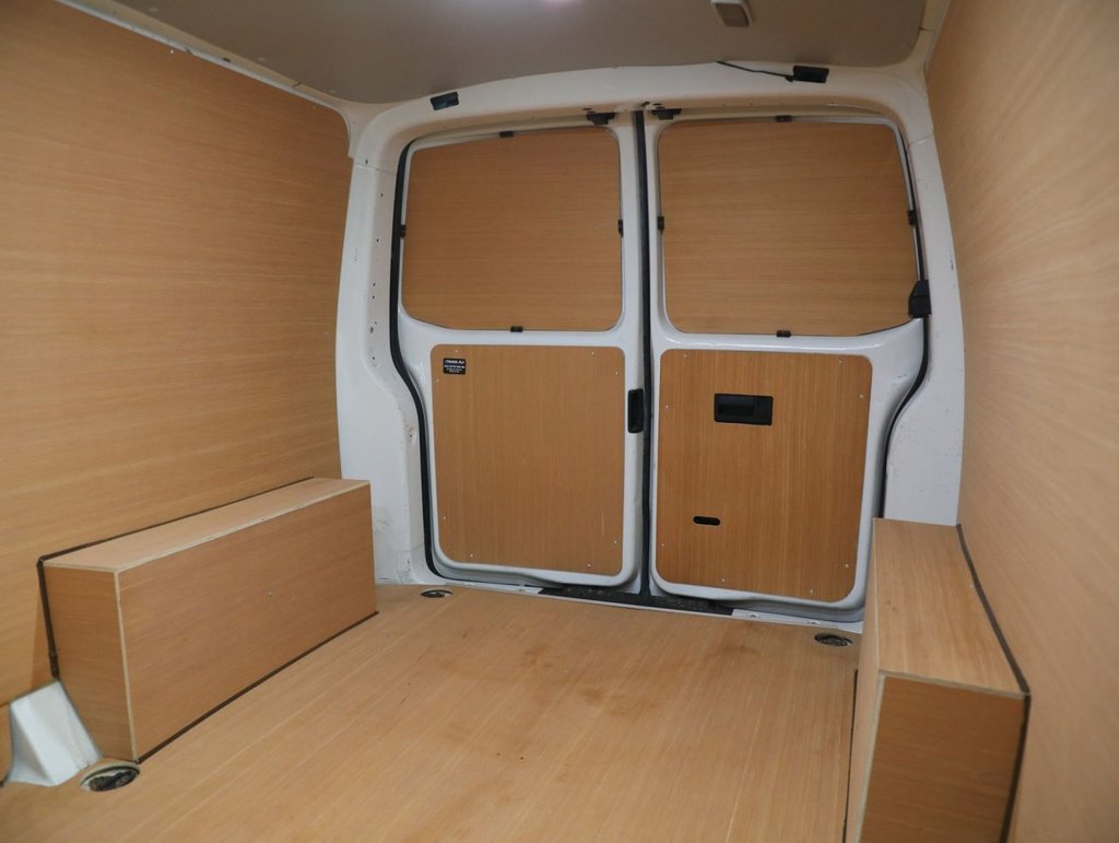 Used Volkswagen Transporter 2019 for sale - 78186618: Photo 38