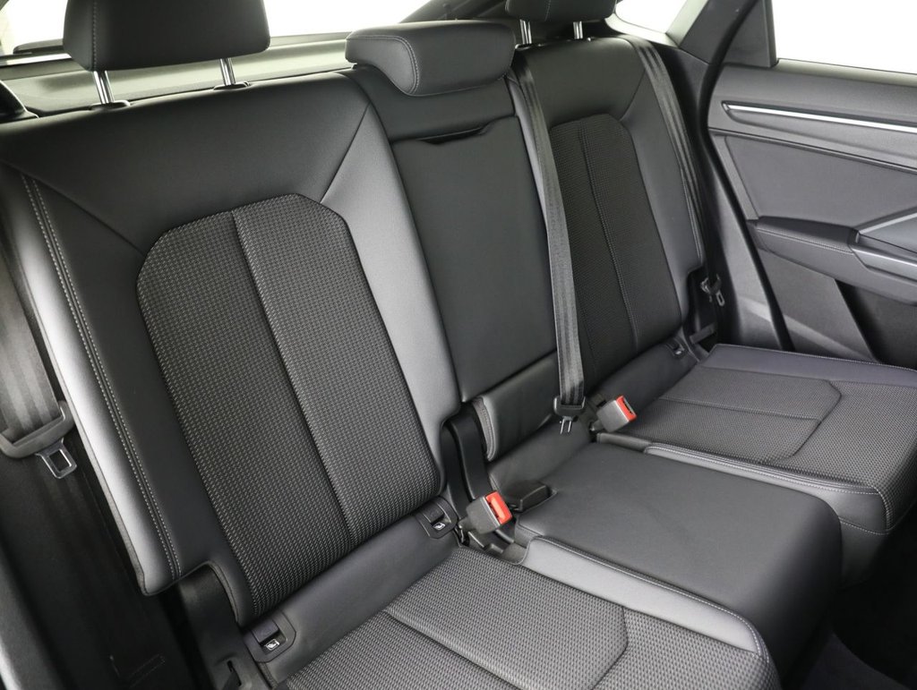 Used Audi Q3 2021 for sale - 76500967: Photo 31