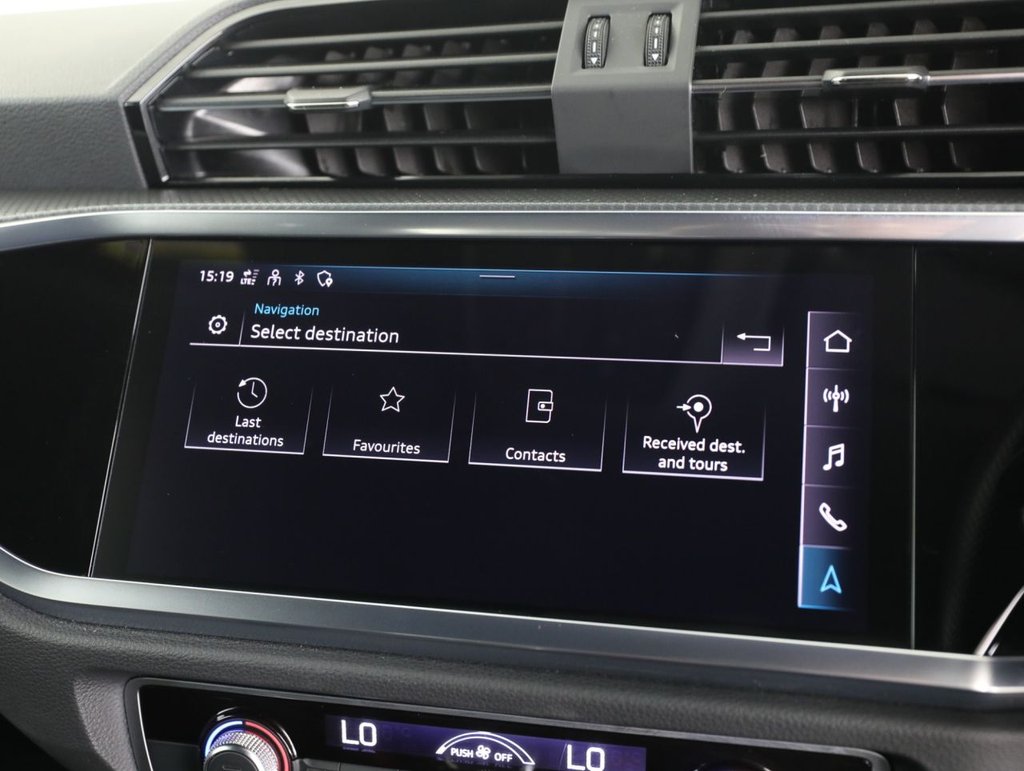 Used Audi Q3 2021 for sale - 76500967: Photo 32