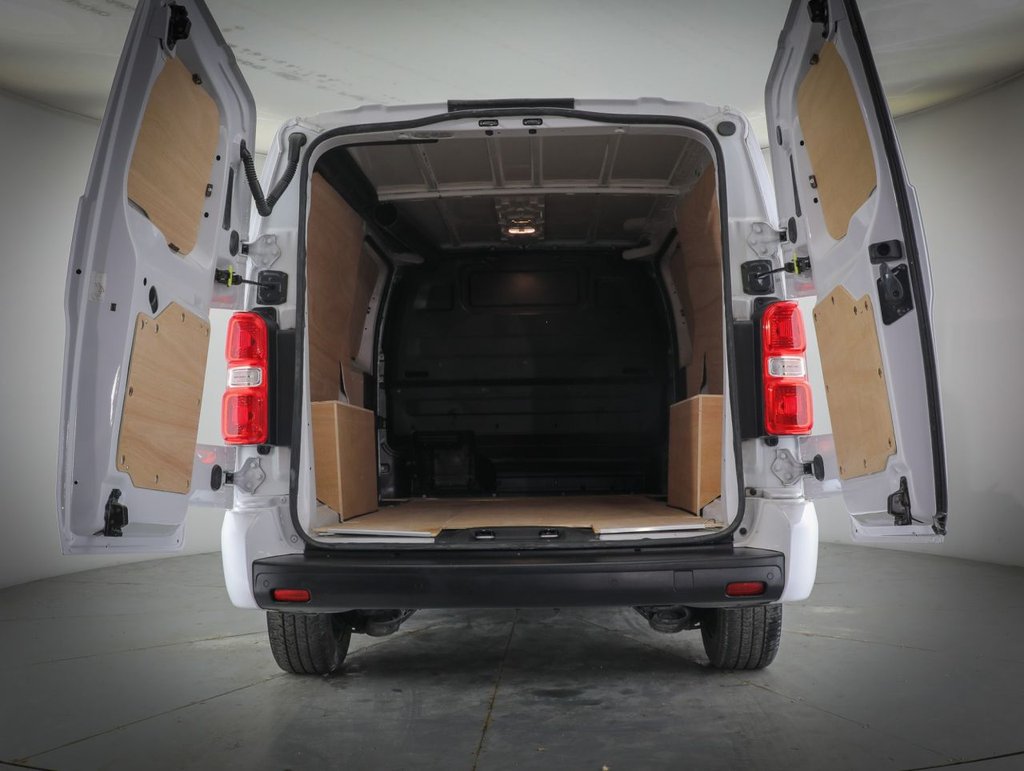 Used Vauxhall Vivaro 2023 for sale - 77620956: Photo 11