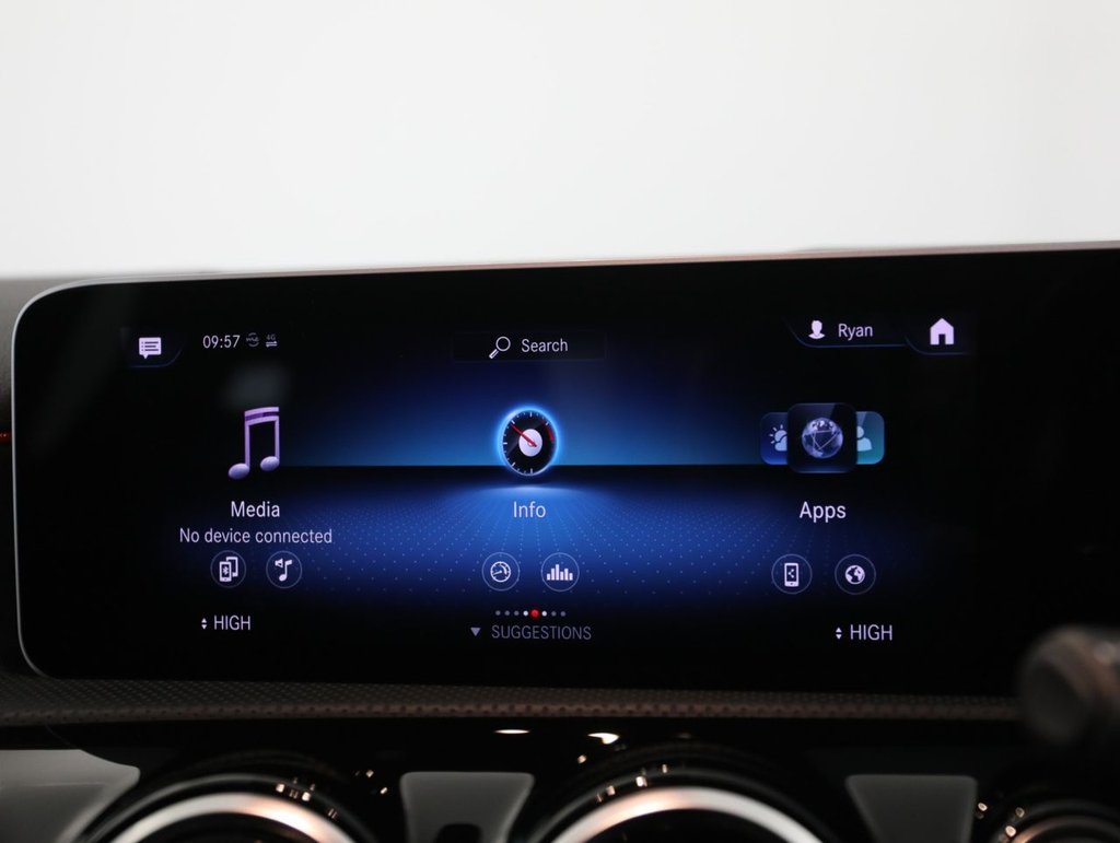 Used Mercedes-Benz A-Class 2020 for sale - 76826538: Photo 39