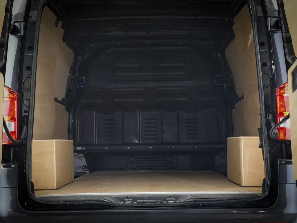 Used Mercedes-Benz Vito 2021 for sale - 77620881: Photo 17