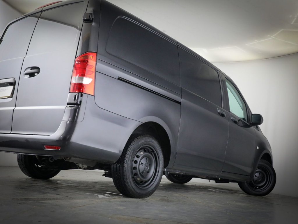 Used Mercedes-Benz Vito 2021 for sale - 77620881: Photo 8