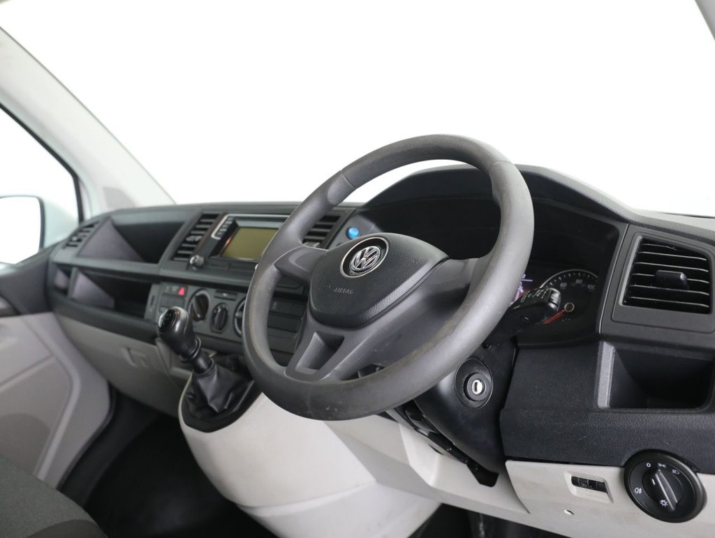 Used Volkswagen Transporter 2019 for sale - 77710875: Photo 30