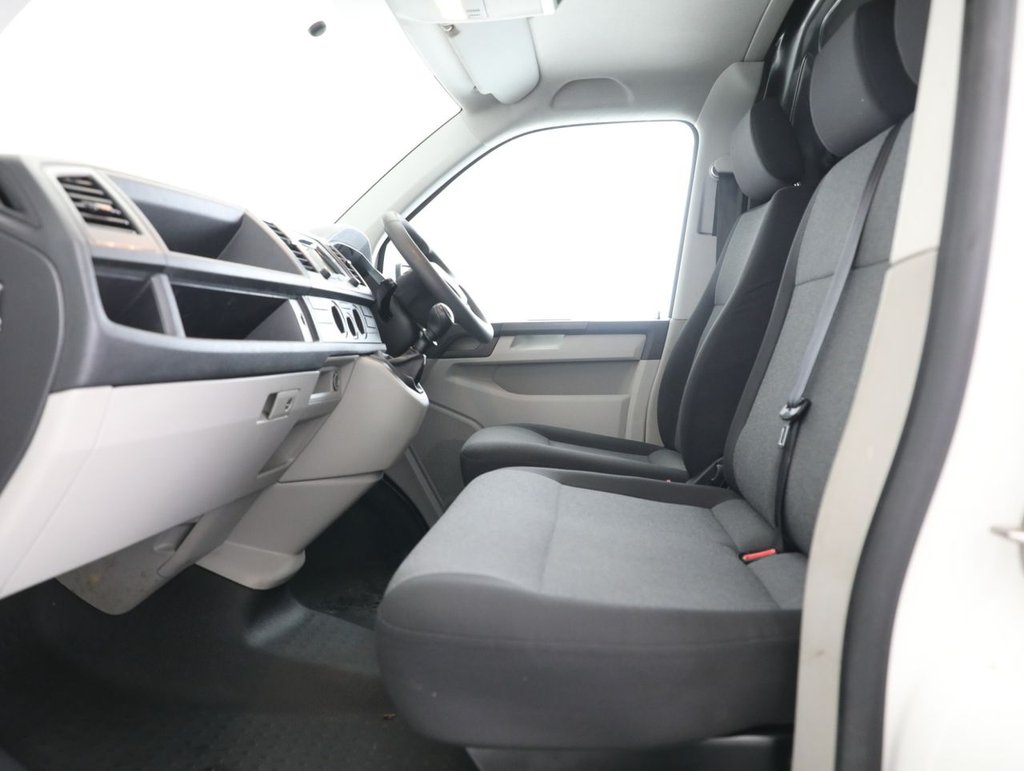 Used Volkswagen Transporter 2019 for sale - 77710875: Photo 31