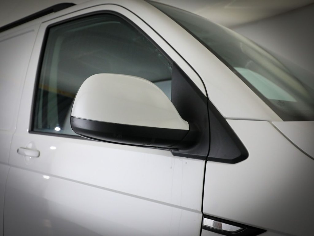 Used Volkswagen Transporter 2019 for sale - 77710875: Photo 8