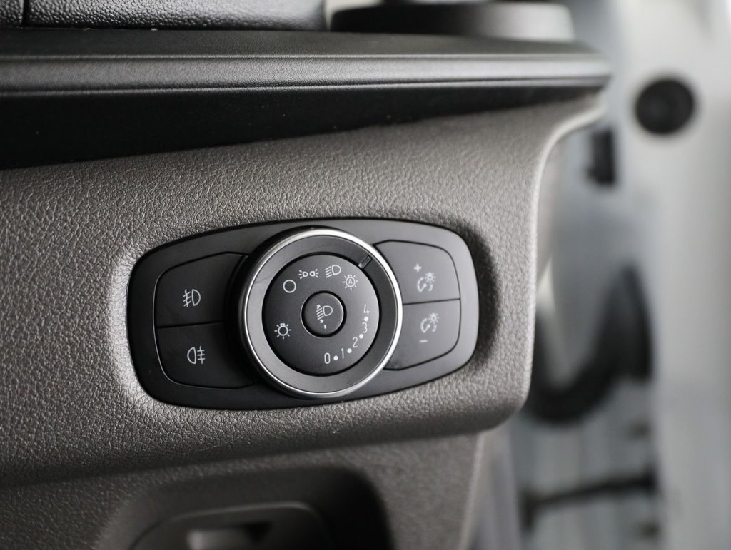 Used Ford Transit Custom 2023 for sale - 77052227: Photo 33