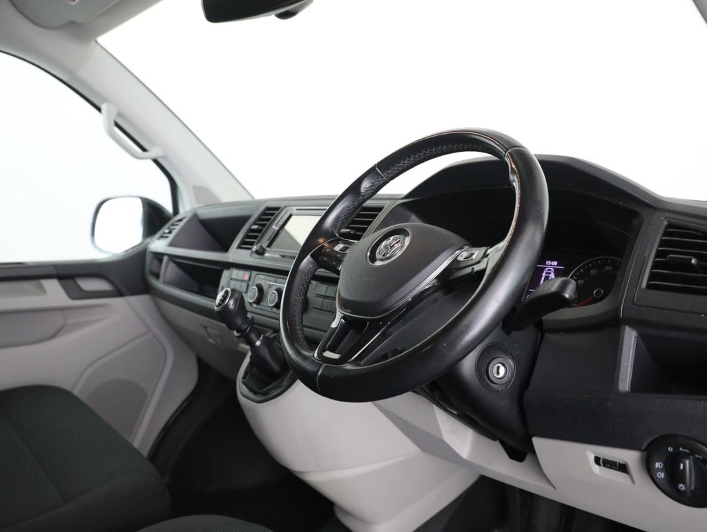 Used Volkswagen Transporter 2019 for sale - 77360213: Photo 29