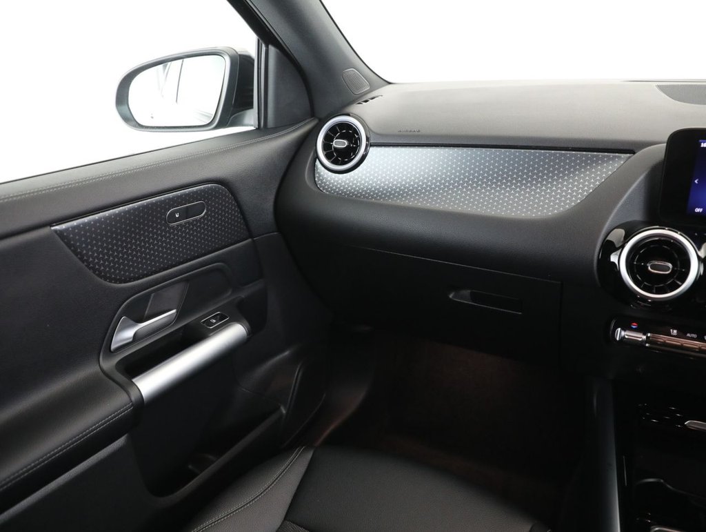 Used Mercedes-Benz GLA 2024 for sale - 76474638: Photo 40