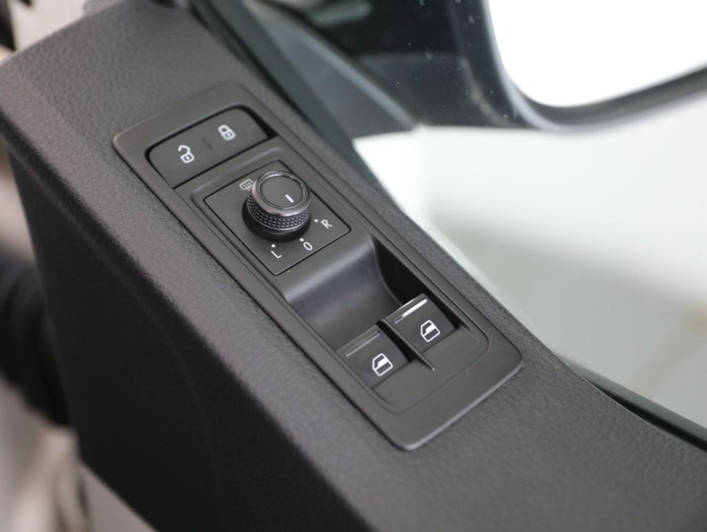 Used Volkswagen Transporter 2019 for sale - 77919586: Photo 30