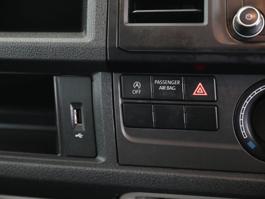 Used Volkswagen Transporter 2019 for sale - 77919586: Photo 32