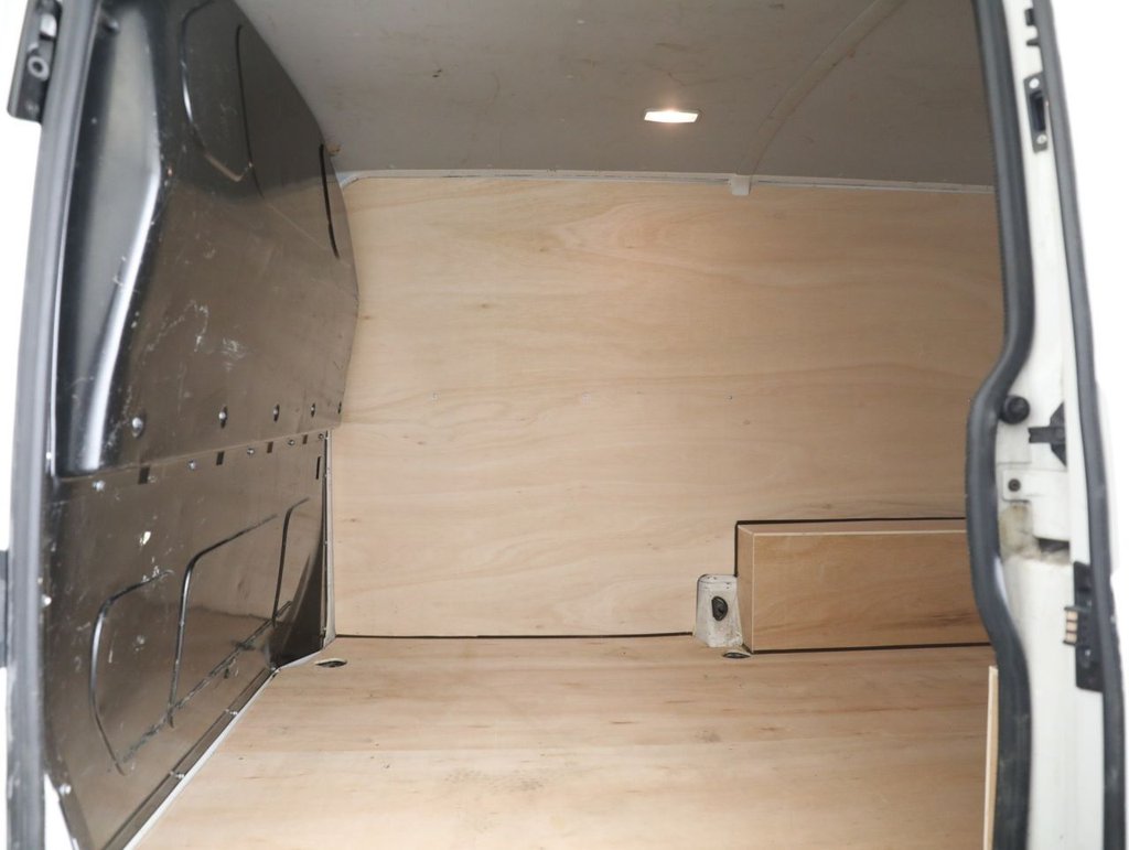 Used Volkswagen Transporter 2019 for sale - 77919586: Photo 33