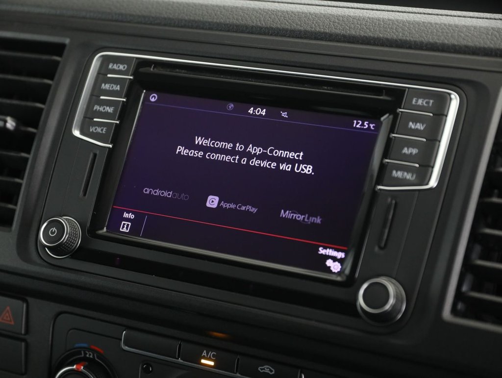 Used Volkswagen Transporter 2019 for sale - 77739556: Photo 29