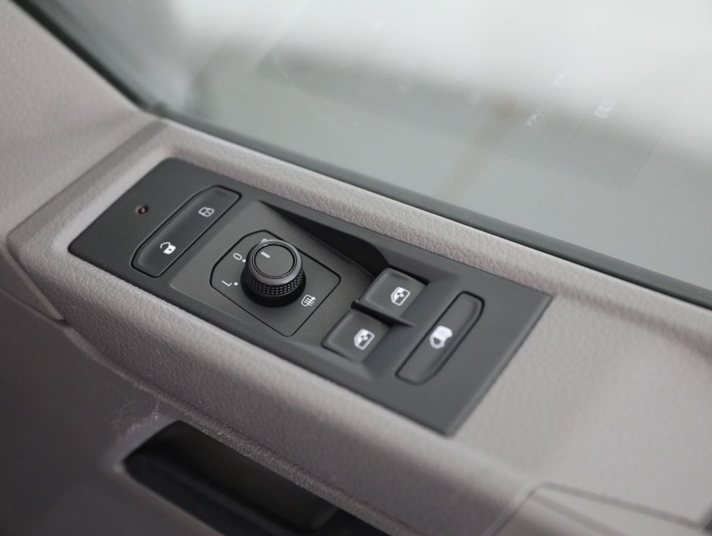 Used Volkswagen Transporter 2022 for sale - 78049490: Photo 30