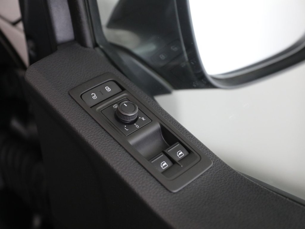Used Volkswagen Transporter Shuttle 2019 for sale - 77936531: Photo 35