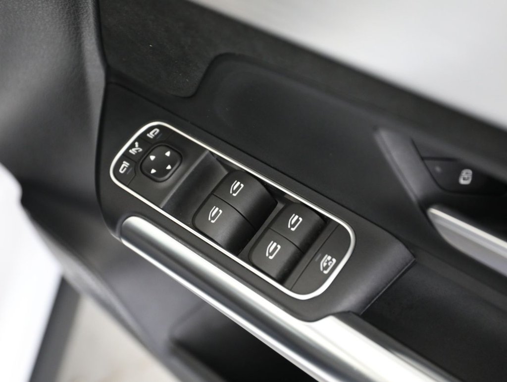 Used Mercedes-Benz EQA 2022 for sale - 76168453: Photo 38