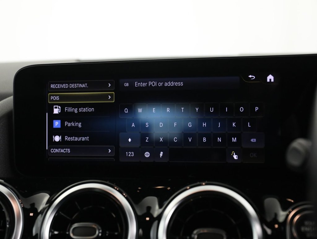 Used Mercedes-Benz GLA 2022 for sale - 77145732: Photo 44