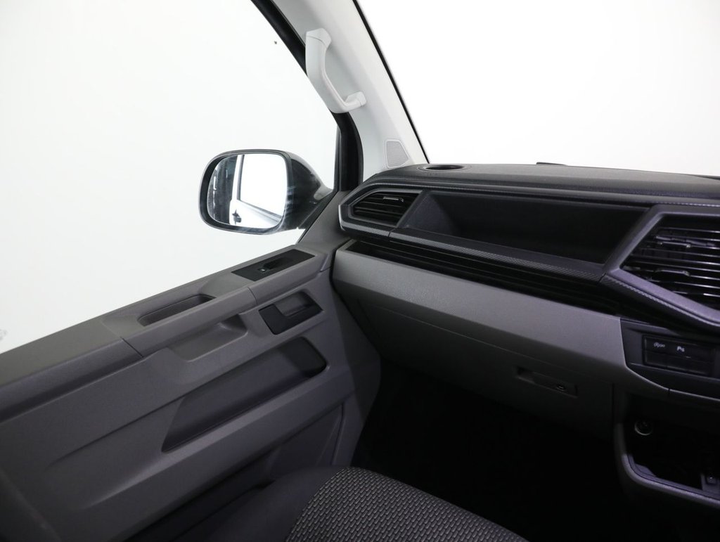 Used Volkswagen Transporter 2021 for sale - 77855586: Photo 40