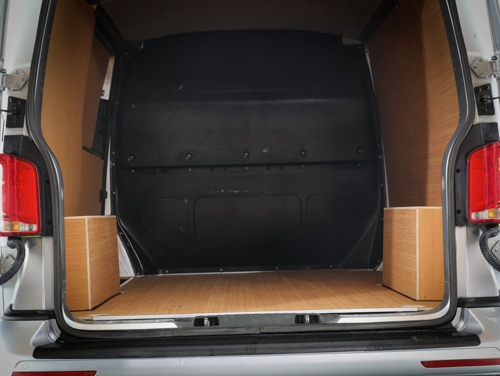 Used Volkswagen Transporter 2021 for sale - 77205517: Photo 19