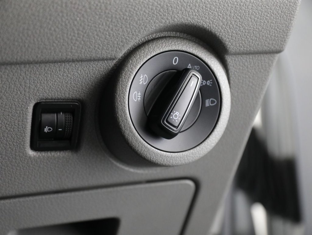 Used Volkswagen Transporter 2021 for sale - 77205517: Photo 25