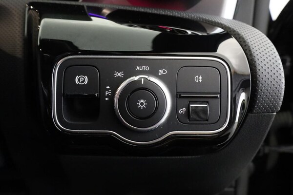 Used Mercedes-Benz CLA 2020 for sale - 76248566: Photo 37