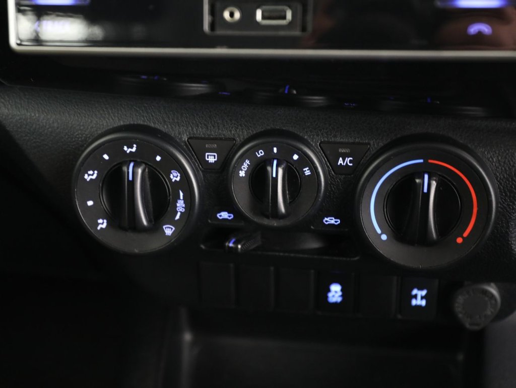 Used Toyota Hilux 2020 for sale - 77341540: Photo 27