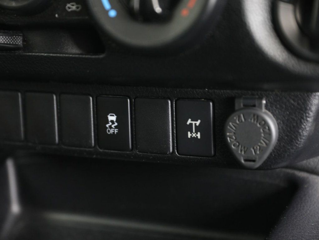 Used Toyota Hilux 2020 for sale - 77341540: Photo 28