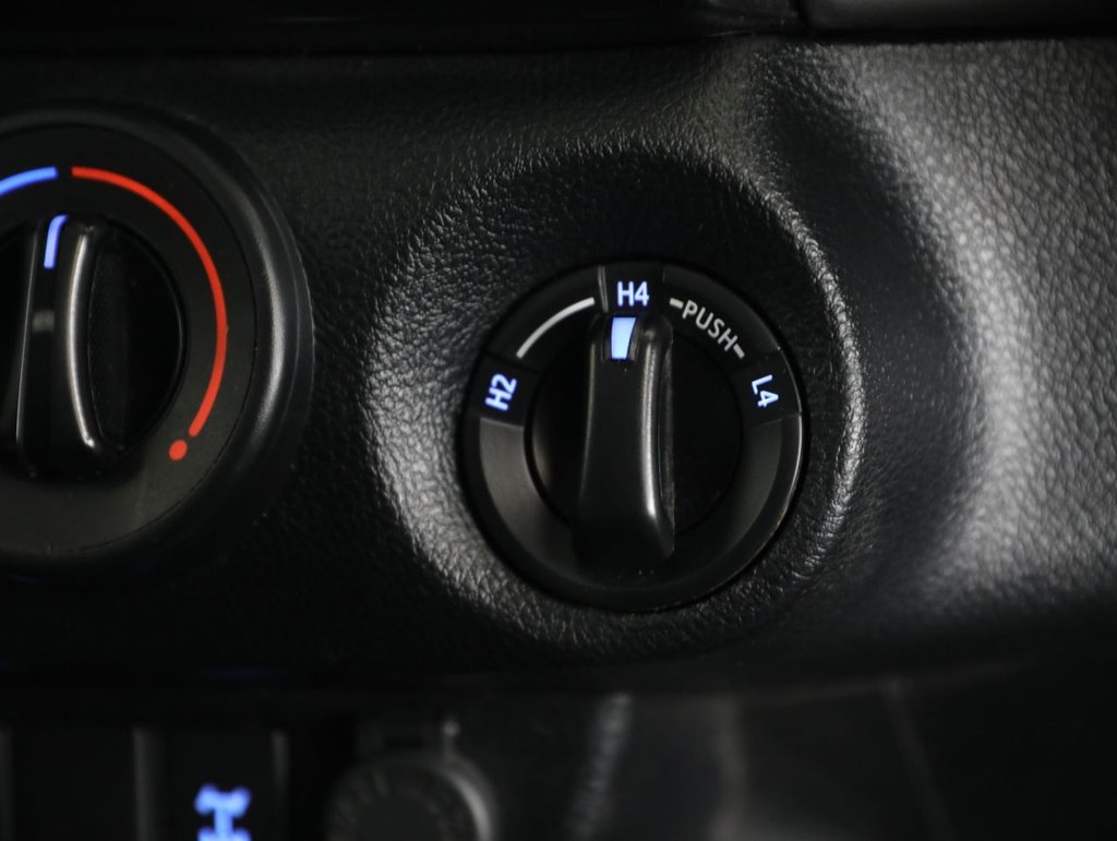 Used Toyota Hilux 2020 for sale - 77341540: Photo 30