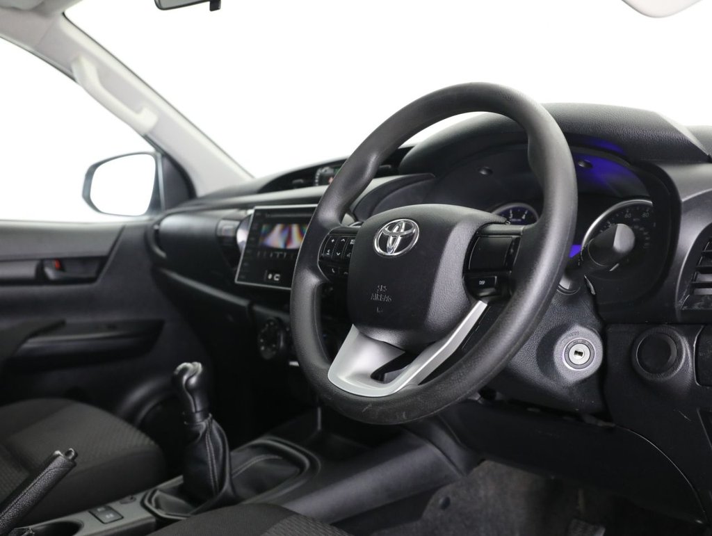 Used Toyota Hilux 2020 for sale - 77341540: Photo 32