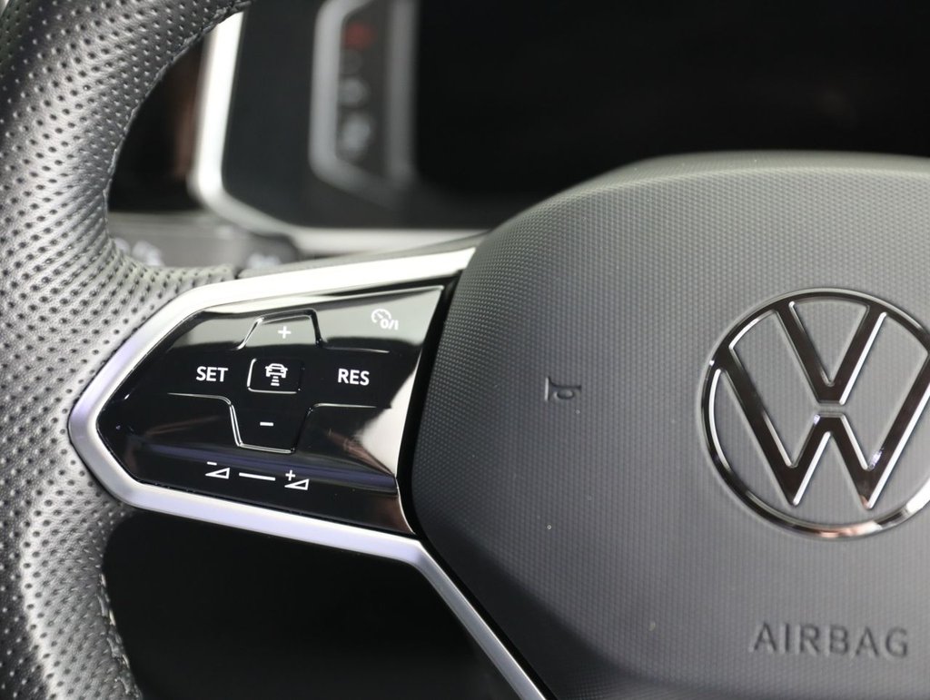 Used Volkswagen T-Roc 2022 for sale - 77692918: Photo 22