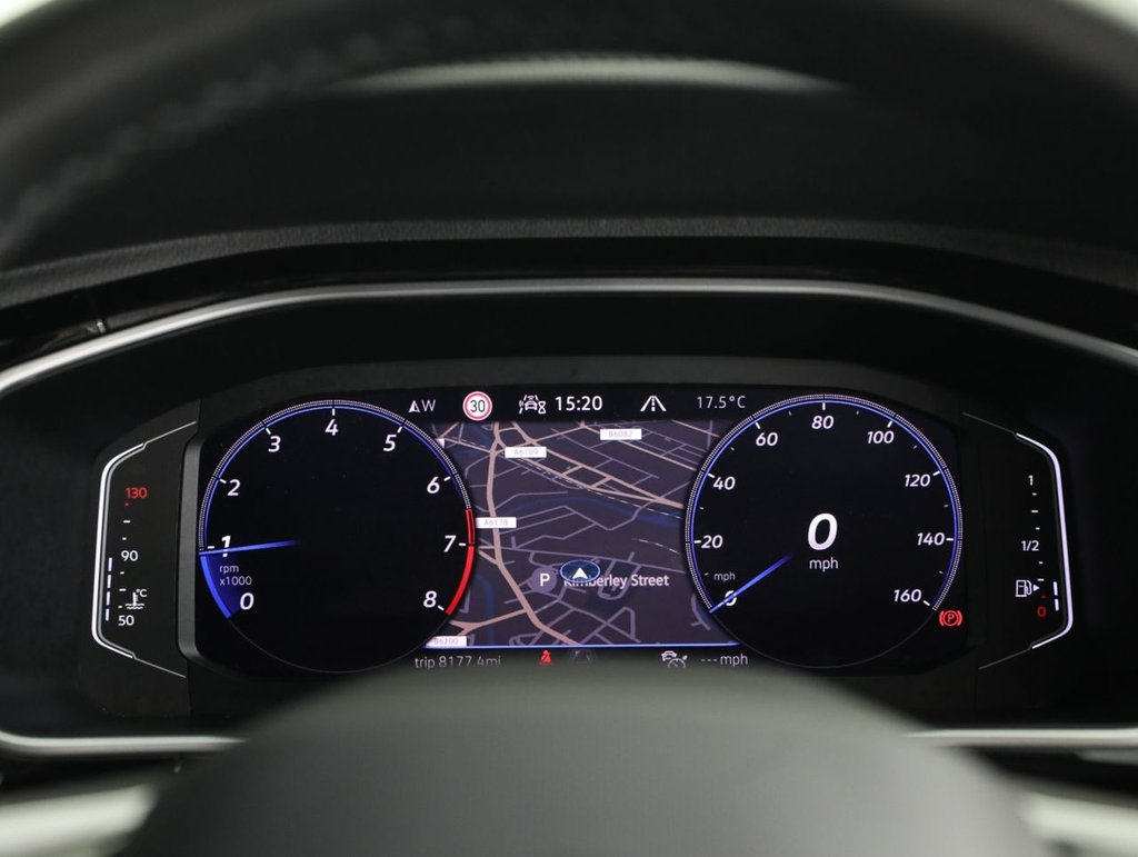 Used Volkswagen T-Roc 2022 for sale - 77692918: Photo 23