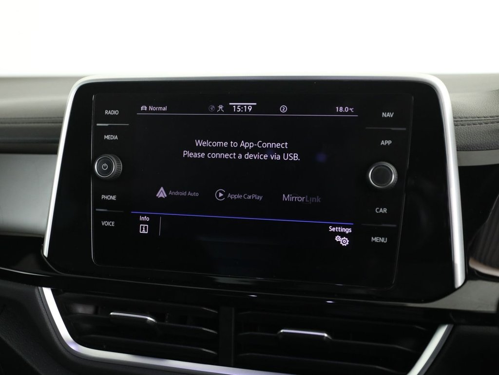 Used Volkswagen T-Roc 2022 for sale - 77692918: Photo 30