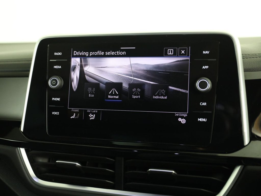 Used Volkswagen T-Roc 2022 for sale - 77692918: Photo 45