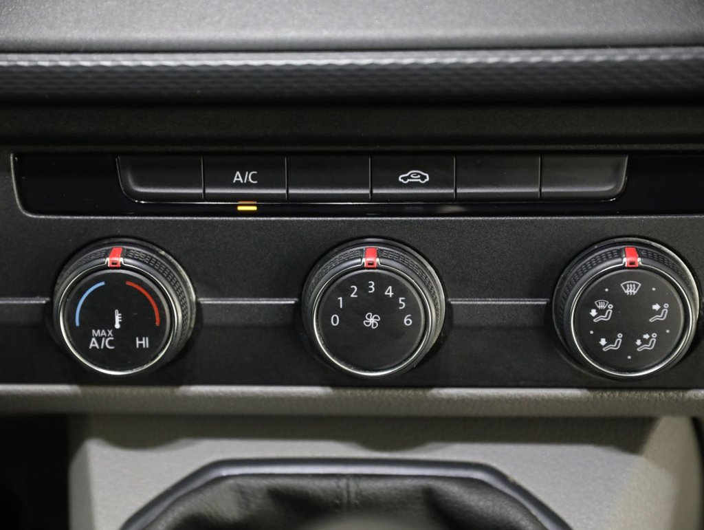 Used Volkswagen Transporter 2022 for sale - 77885061: Photo 27