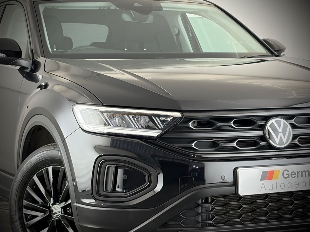 Used Volkswagen T-Roc 2025 for sale - 77978922: Photo 12