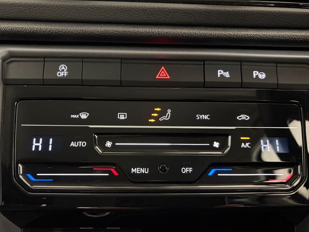 Used Volkswagen T-Roc 2025 for sale - 77978922: Photo 29