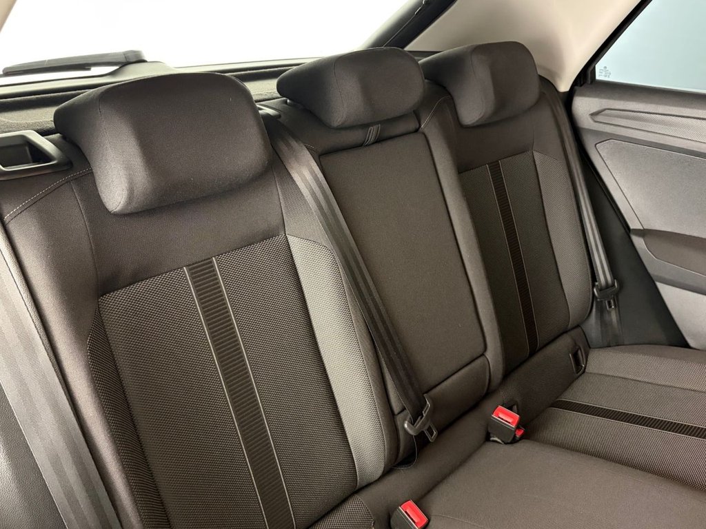 Used Volkswagen T-Roc 2025 for sale - 77978922: Photo 31