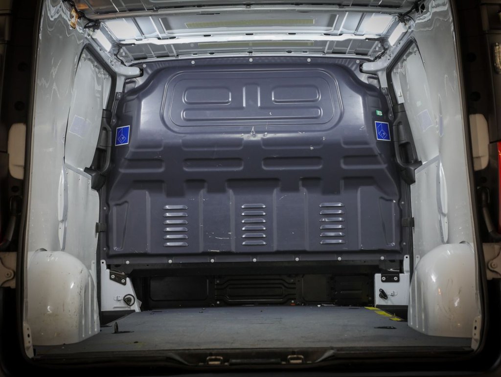 Used Mercedes-Benz Vito 2023 for sale - 76552033: Photo 16