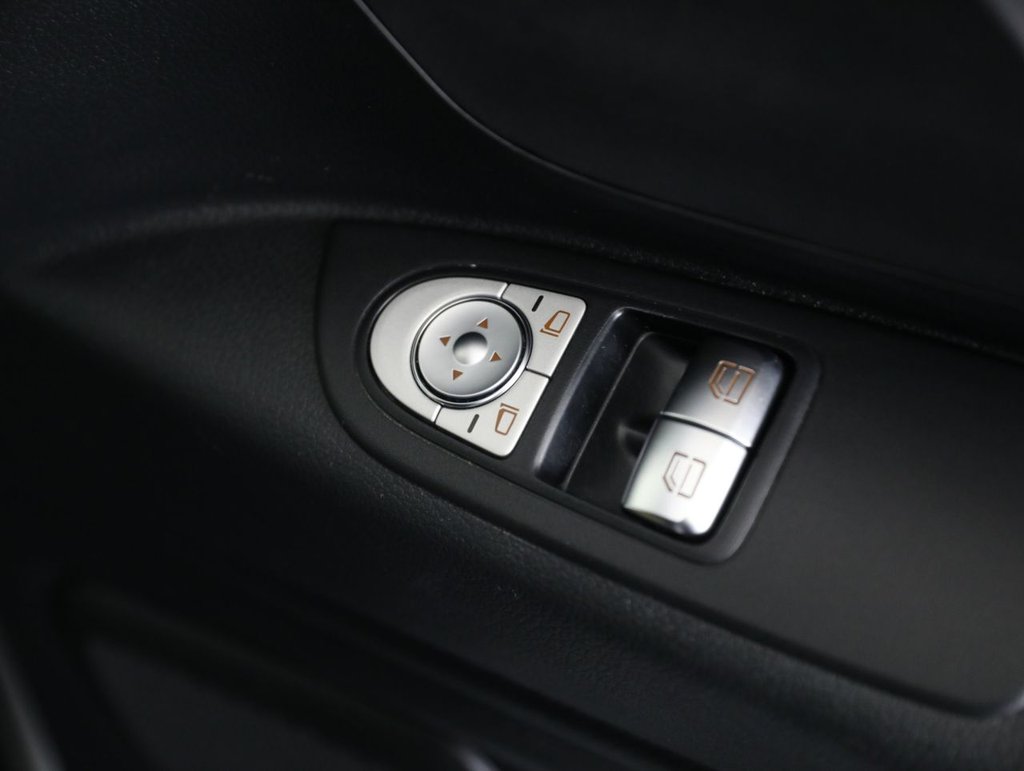 Used Mercedes-Benz Vito 2023 for sale - 76552033: Photo 32