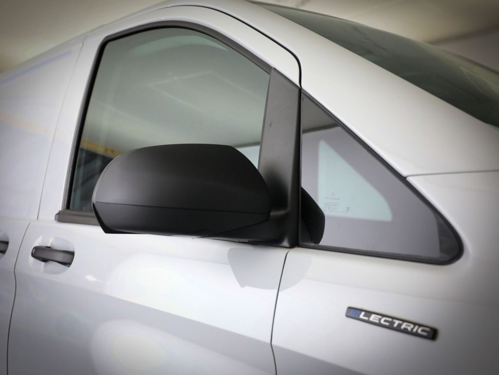 Used Mercedes-Benz Vito 2023 for sale - 76552033: Photo 8