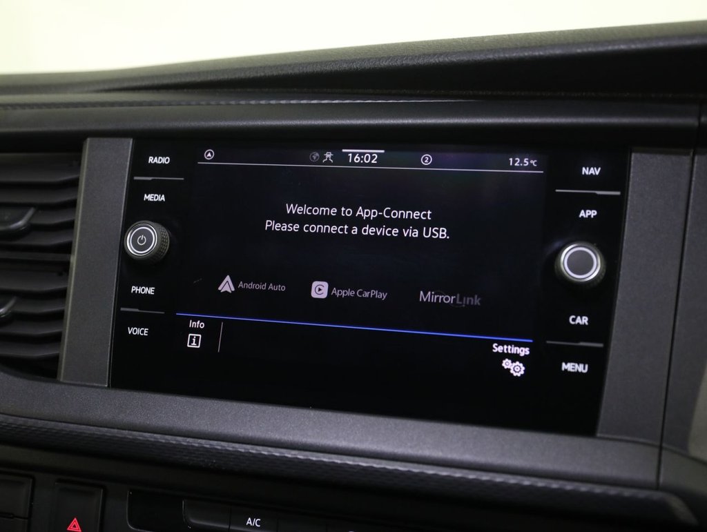 Used Volkswagen Transporter 2020 for sale - 77551852: Photo 33