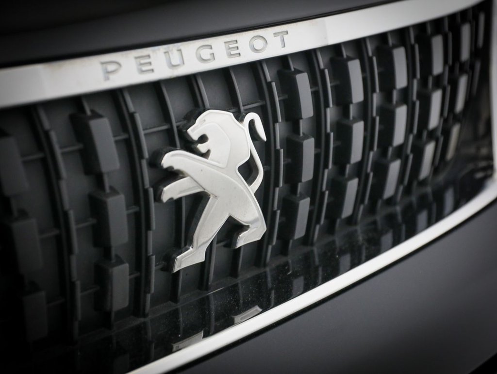 Used Peugeot Traveller 2020 for sale - 77971641: Photo 13