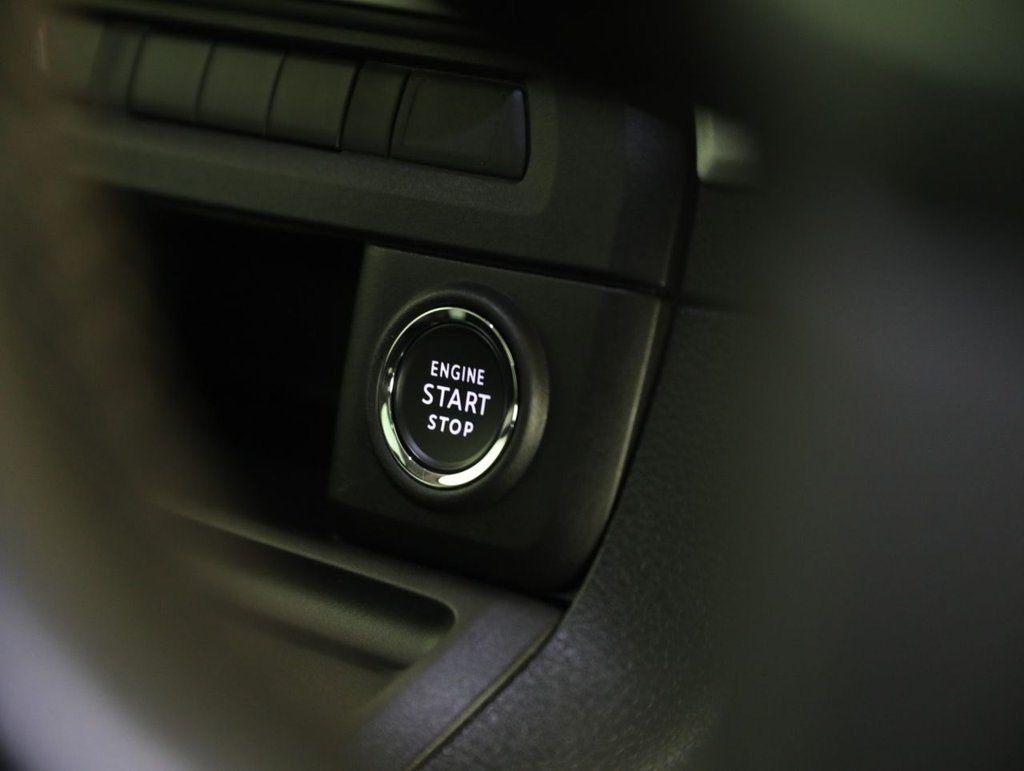 Used Peugeot Traveller 2020 for sale - 77971641: Photo 32