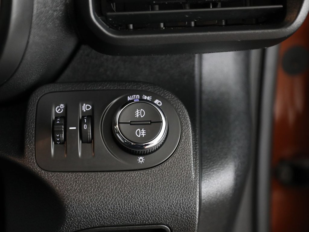 Used Vauxhall Combo Life 2021 for sale - 76914838: Photo 33