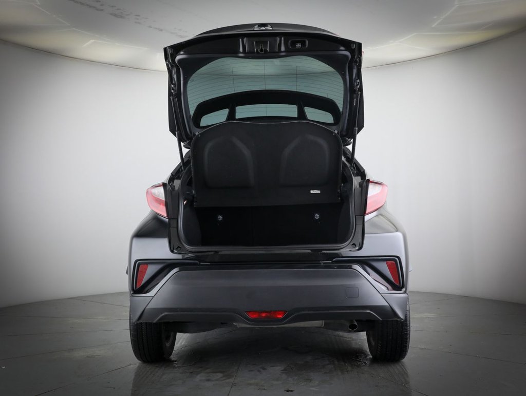 Used Toyota C-HR 2022 for sale - 76773052: Photo 14