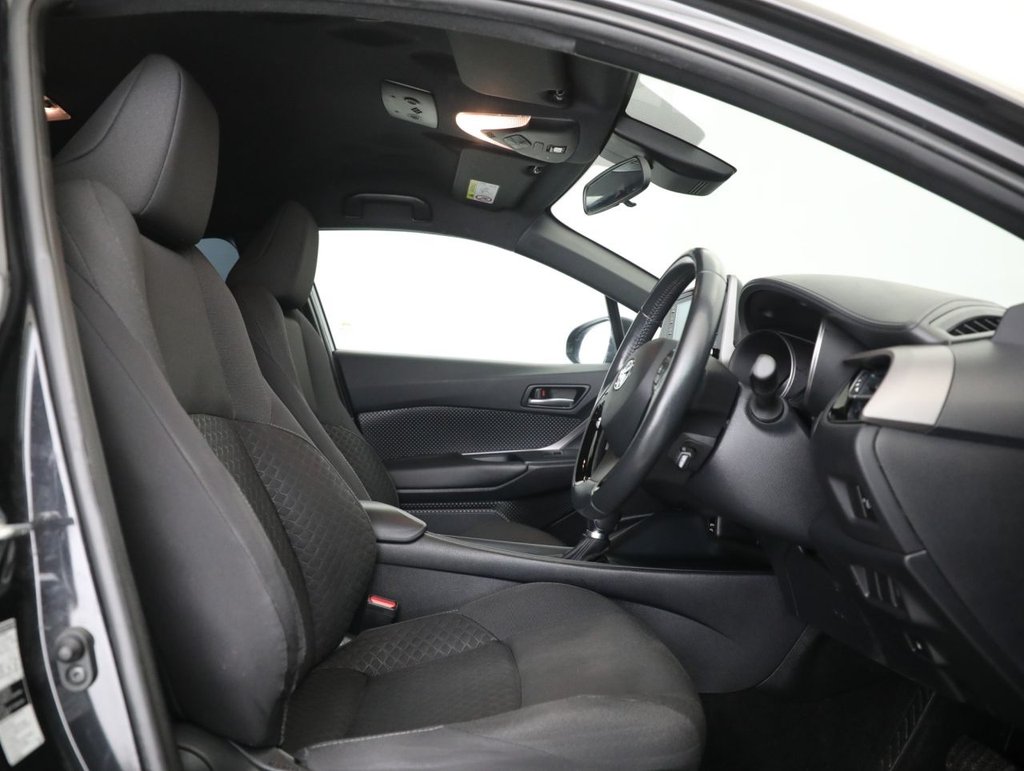 Used Toyota C-HR 2022 for sale - 76773052: Photo 20